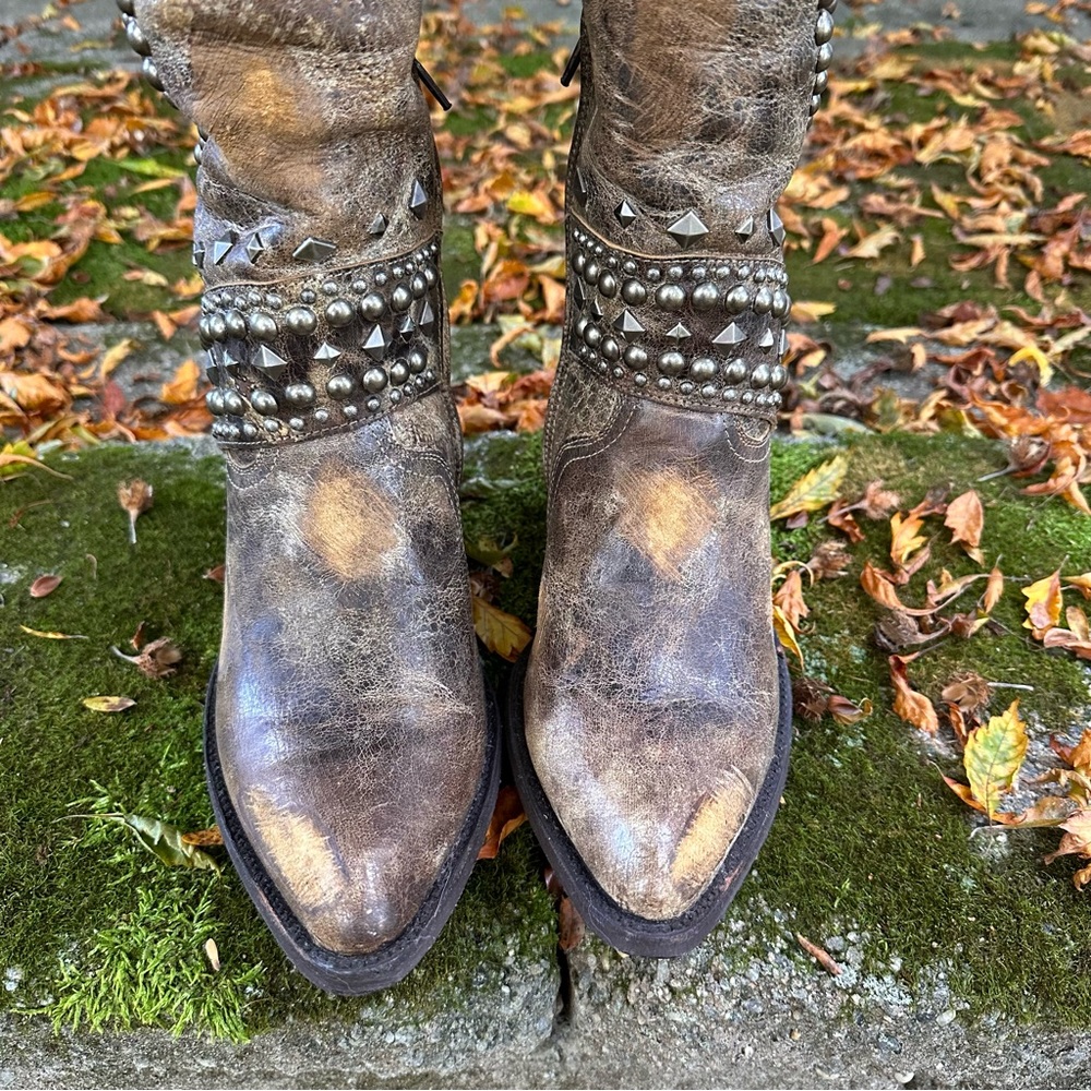 Old Gringo Brown Studded Leather Western Heeled Boots - Picture 9 of 13